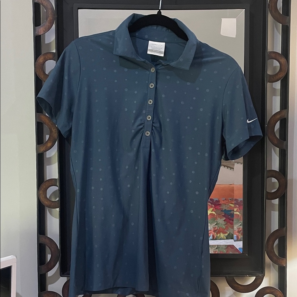 Nike Women’s Blue Gray  Golf Polo Shirt with Subtle Dot Pattern